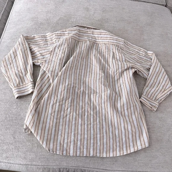 Haupt Button Down Long Sleeve Dress Shirt Striped Size Medium - Picture 4 of 4